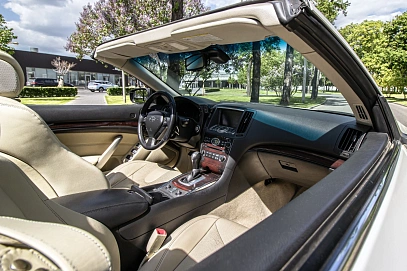 Infiniti G, 2012г, задний привод, автомат