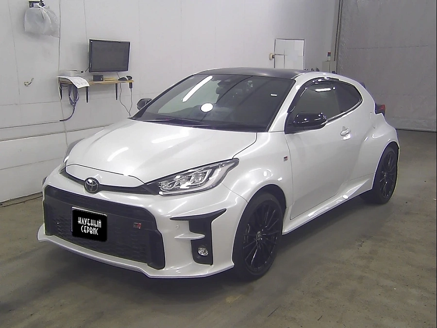 Toyota Yaris, 2021г., передний привод, вариатор