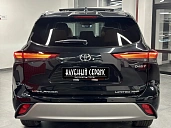 Toyota Highlander, 2024г., полный привод, автомат