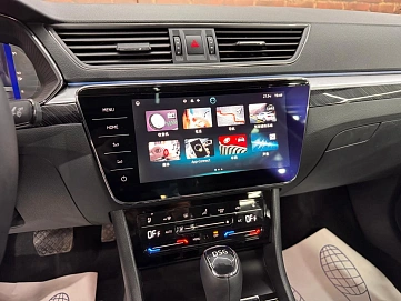 Skoda Superb, 2025г, передний привод, робот