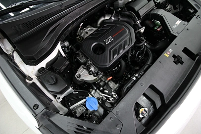 Hyundai Santa Fe, 2019г, передний привод, автомат
