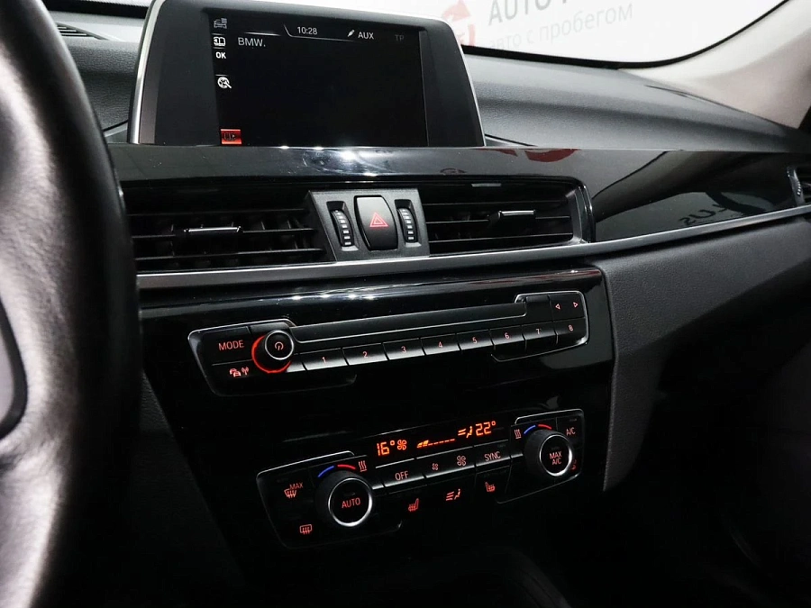 BMW X1, 2016г., передний привод, автомат