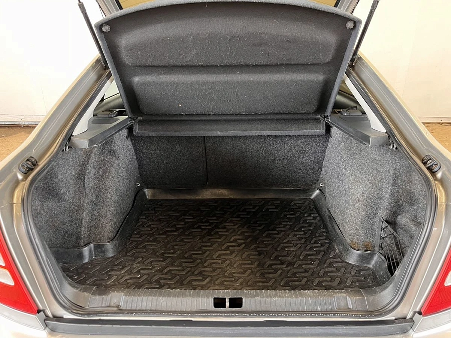 Skoda Octavia, 2008г., передний привод, механика