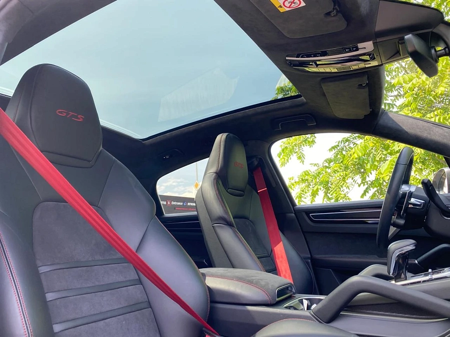 Porsche Cayenne, 2022г., полный привод, автомат