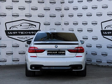 BMW , 2018г., полный привод, автомат