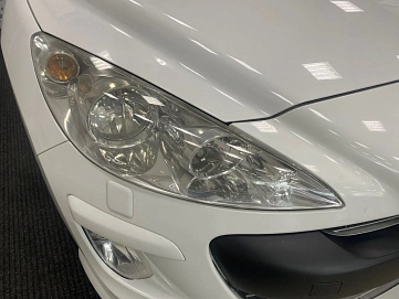 Peugeot 308, 2010г, передний привод, механика