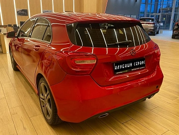 Mercedes-Benz A-Класс, 2015г, передний привод, робот