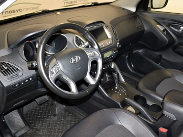 Hyundai ix35, 2013г, передний привод, автомат