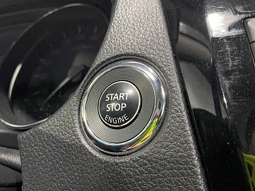 Nissan Qashqai, 2021г, полный привод, вариатор