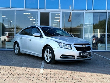 Chevrolet Cruze, 2010г, передний привод, механика