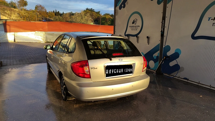 Kia Rio, 2005г., передний привод, автомат
