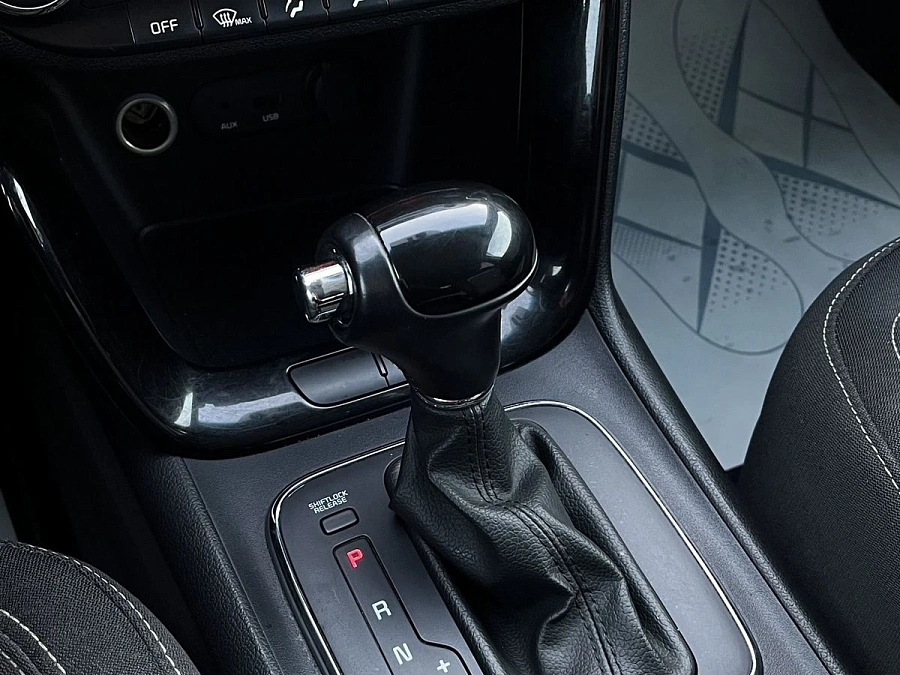 Kia Ceed, 2012г., передний привод, автомат