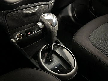 Hyundai i20, 2010г, передний привод, автомат