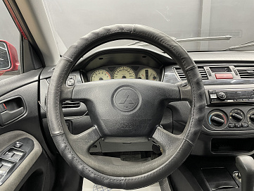 Mitsubishi Lancer, 2005г, передний привод, автомат