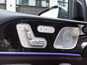 Mercedes-Benz GLS, 2021г, полный привод, автомат