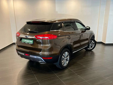 Geely Atlas, 2019г, передний привод, автомат