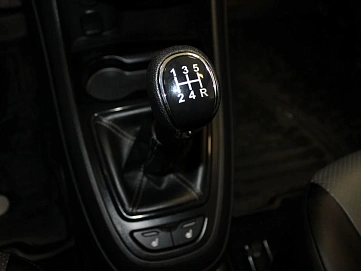 Lada (ВАЗ) Vesta, 2017г, передний привод, механика