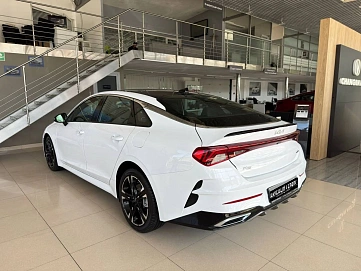 Kia K5, 2021г, передний привод, автомат
