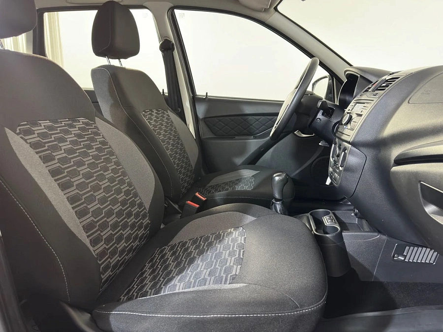 Lada (ВАЗ) Granta, 2023г., передний привод, механика