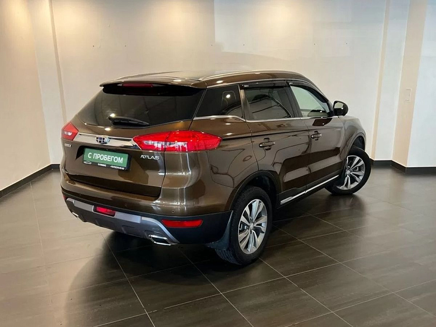 Geely Atlas, 2019г., передний привод, автомат