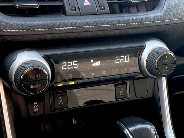 Toyota RAV4, 2021г, полный привод, вариатор