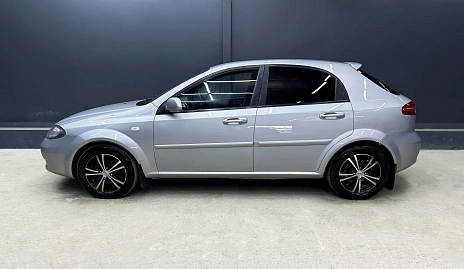 Chevrolet Lacetti, 2008г, передний привод, механика