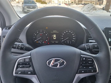 Solaris HS, 2024г, передний привод, механика