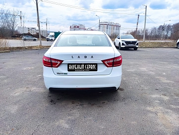 Lada (ВАЗ) Vesta, 2019г, передний привод, механика