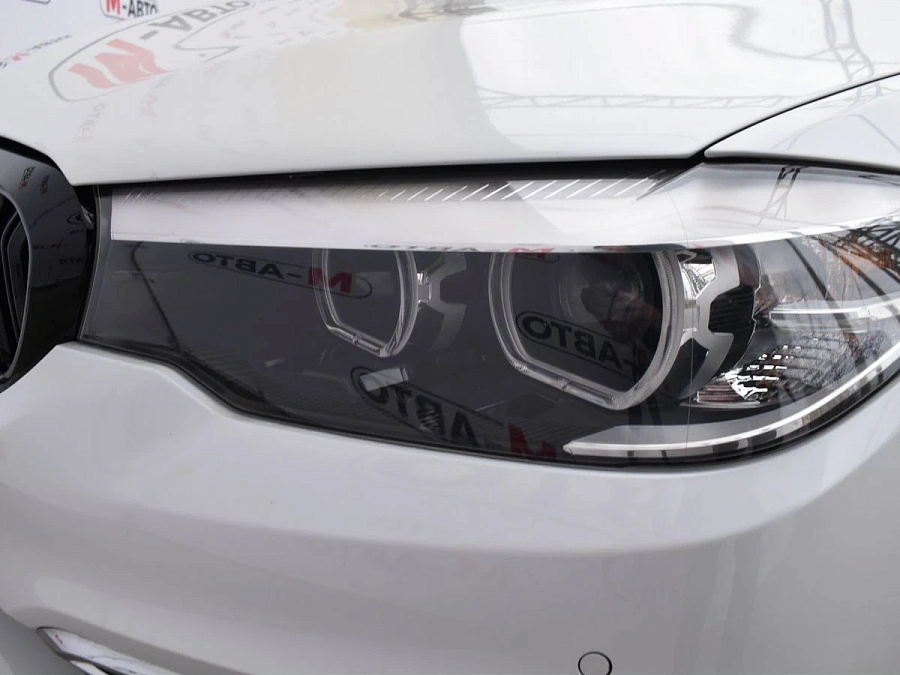 BMW 5 серии, 2018г., задний привод, автомат