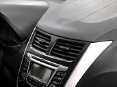 Hyundai Solaris, 2011г., передний привод, механика