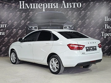 Lada (ВАЗ) Vesta, 2017г, передний привод, механика