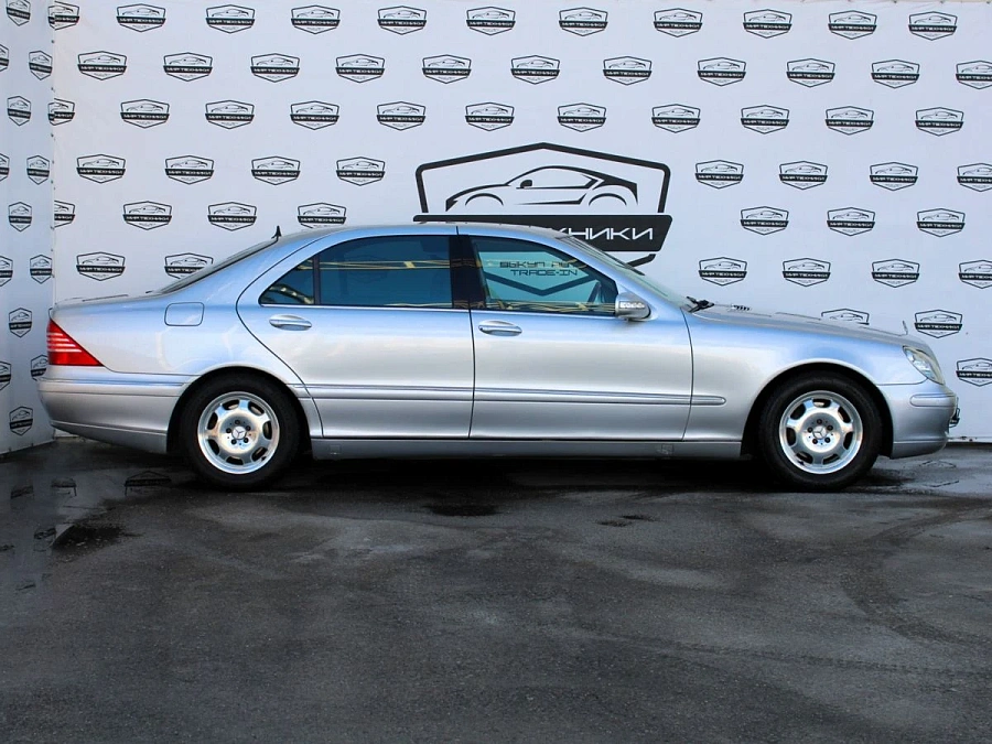 Mercedes-Benz S-Класс, 2002г., задний привод, автомат