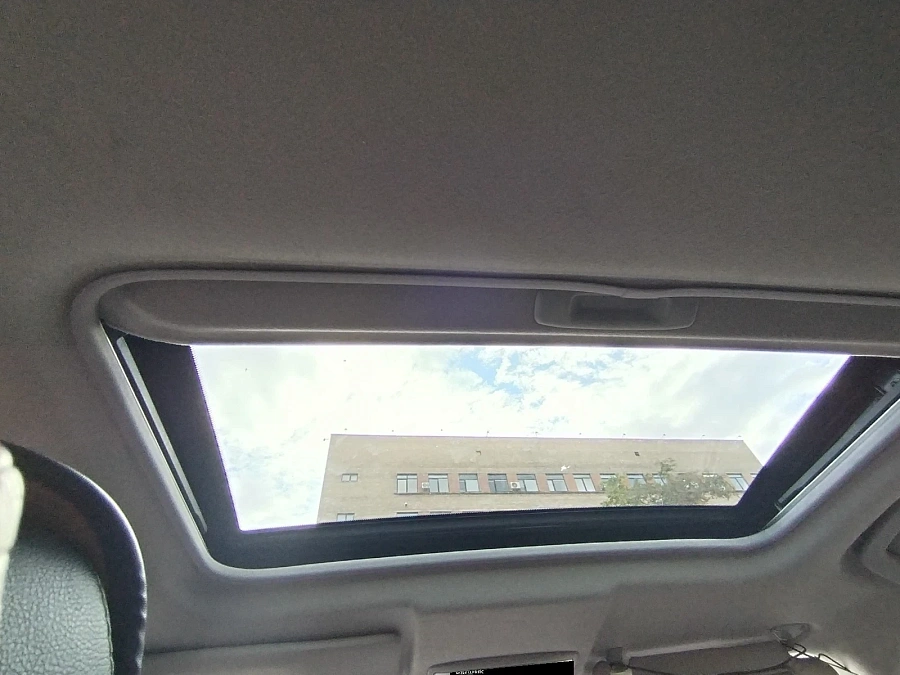 Peugeot 4007, 2011г., полный привод, вариатор