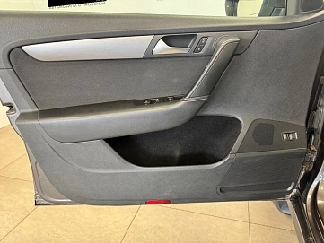 Volkswagen Passat, 2012г, передний привод, автомат