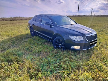 Skoda Superb, 2013г, передний привод, робот