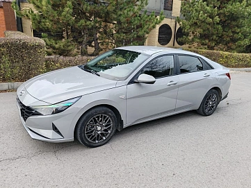Hyundai Elantra, 2021г, передний привод, автомат