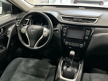 Nissan X-Trail, 2017г, передний привод, вариатор