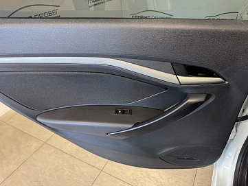 Lada (ВАЗ) Vesta, 2018г, передний привод, механика