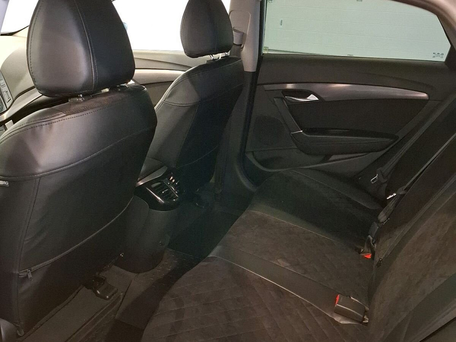 Hyundai , 2013г., передний привод, автомат
