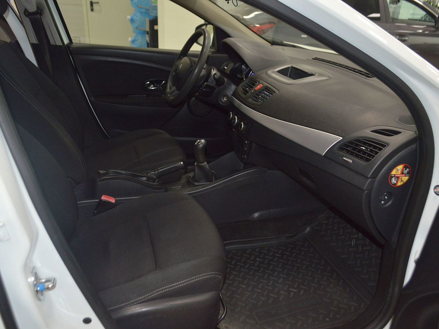 Renault Fluence, 2014г., передний привод, механика