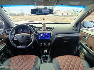 Kia Rio, 2015г, передний привод, автомат