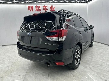 Subaru Forester, 2022г, полный привод, вариатор