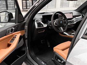 BMW X7, 2025г., полный привод, автомат