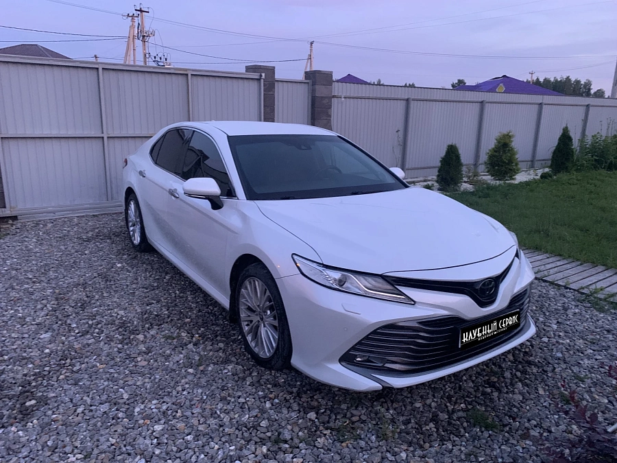 Toyota Camry, 2019г., передний привод, автомат