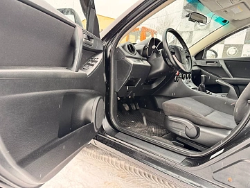 Mazda 3, 2010г, передний привод, механика