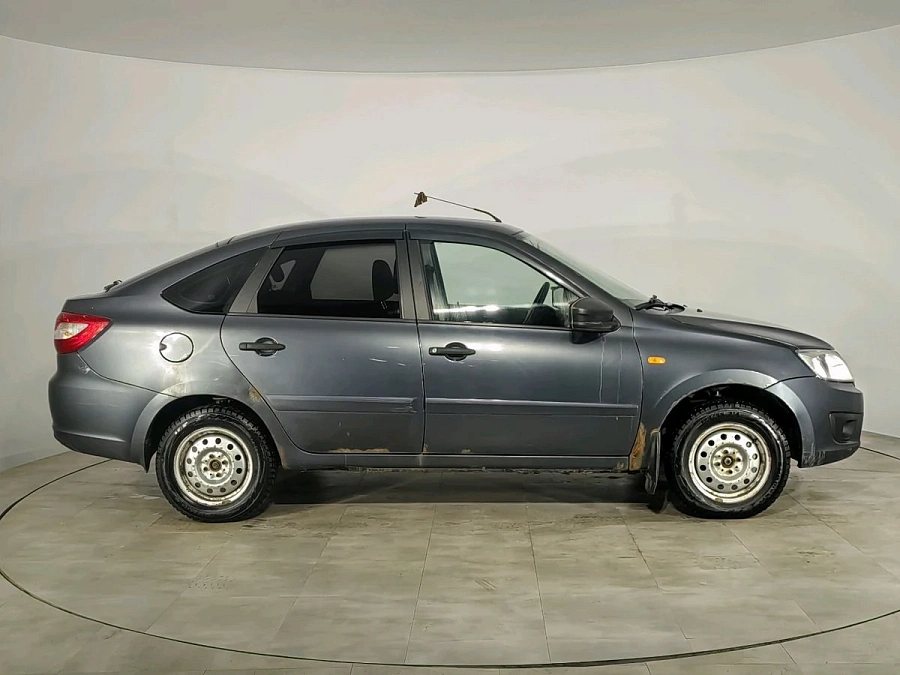 Lada (ВАЗ) Granta, 2015г., передний привод, механика