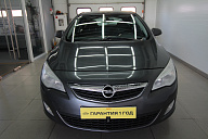 Opel Astra, 2012г., передний привод, автомат