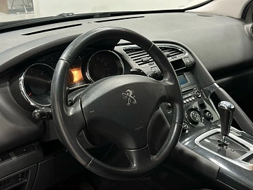 Peugeot 3008, 2014г, передний привод, робот
