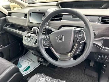 Honda Freed, 2021г, полный привод, вариатор