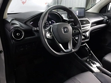 Changan Alsvin, 2024г, передний привод, робот